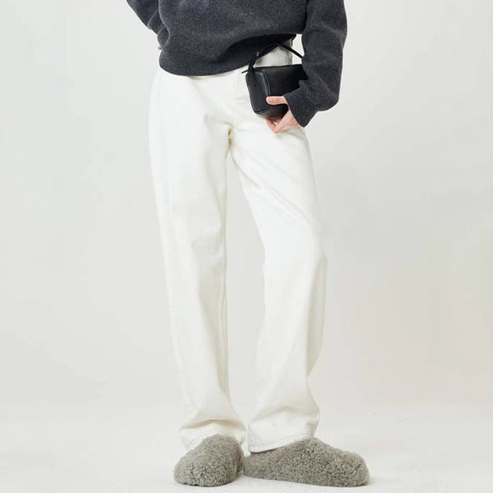 Jeans blancs classiques pour femmes à coupe décontractée Chic & Stil