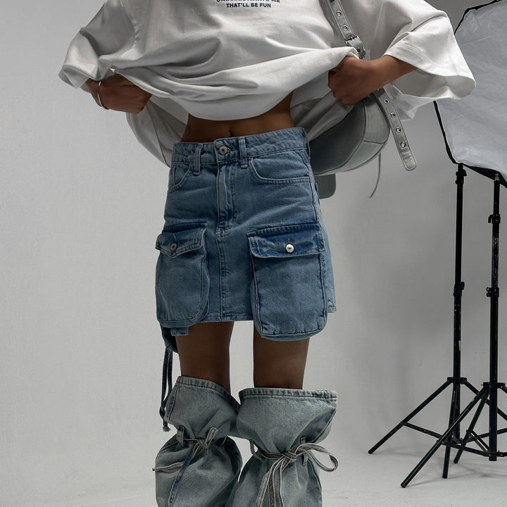 Denim skirt for women with practical pockets and adjustable waist Lune London