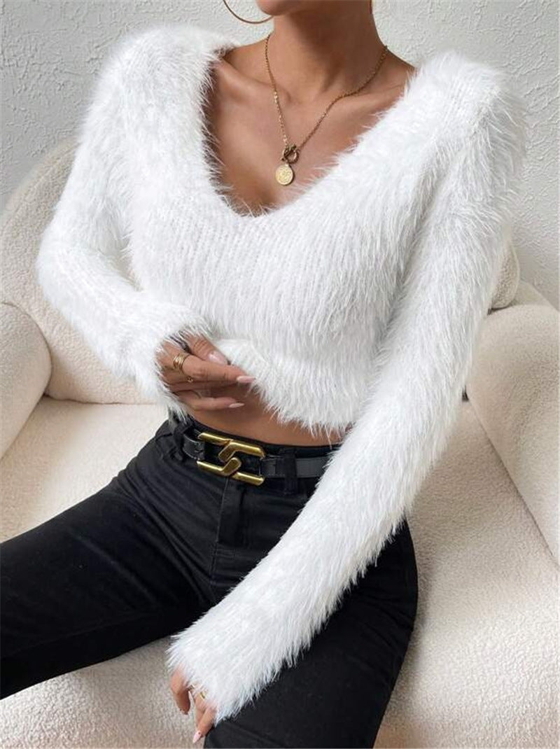 Ladies soft and stylish sweater with a plunging V-neckline and long sleeves Lune London