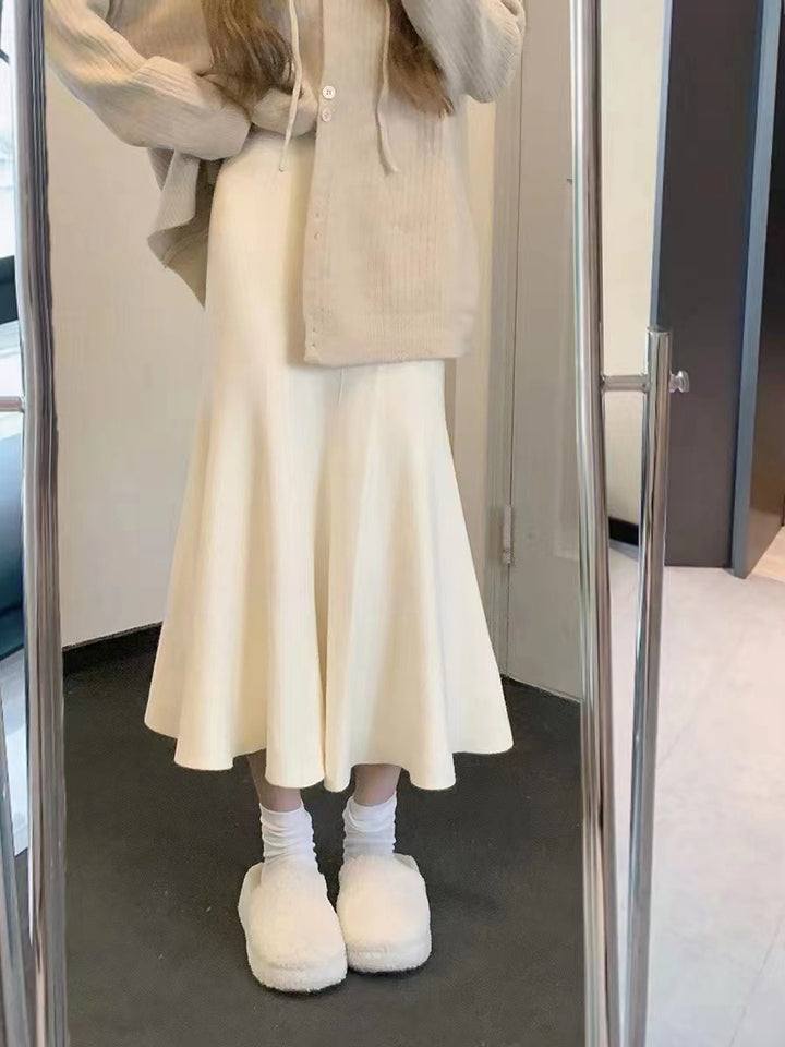 Ensemble de Cardigan Élégant pour Femmes avec Détails Contrastés et Fermeture Boutonnée Chic & Stil