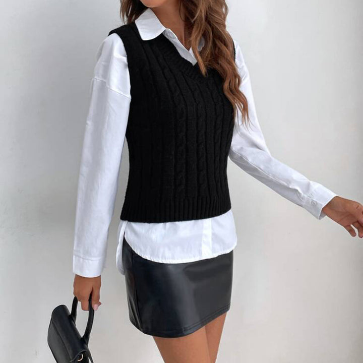 Knitted vest for women with V-neck and exclusive ribbed pattern Lune London