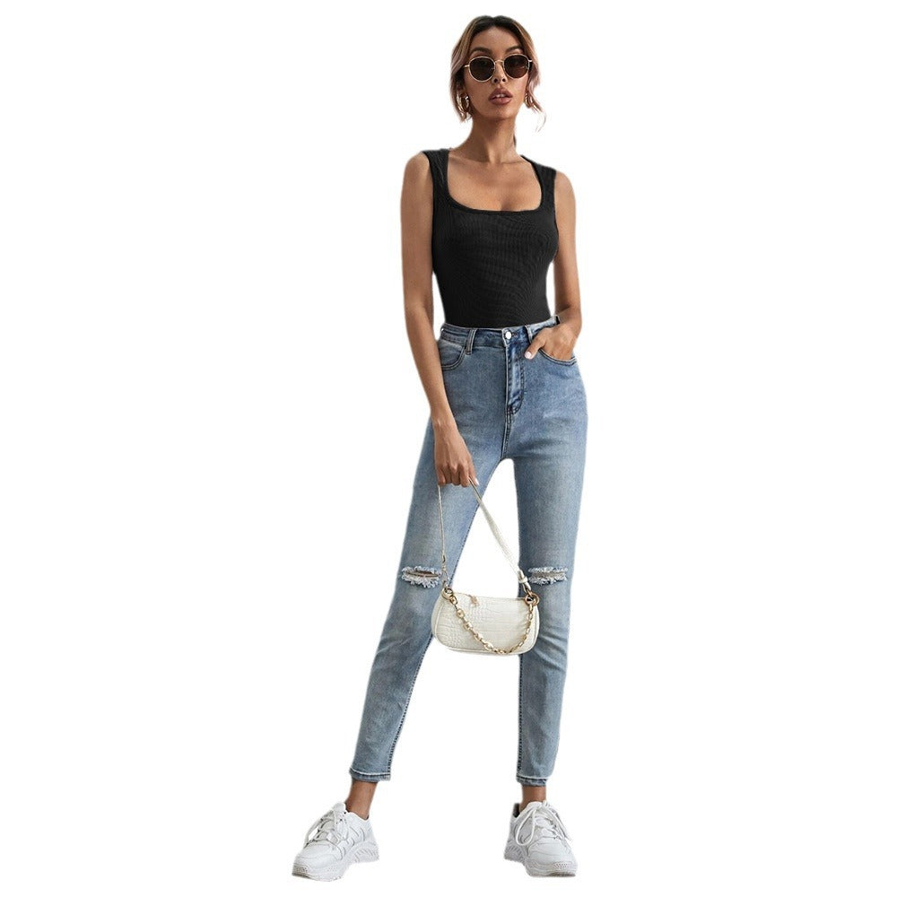 Body pour femmes près du corps avec encolure carrée et motif rayé subtil Chic & Stil