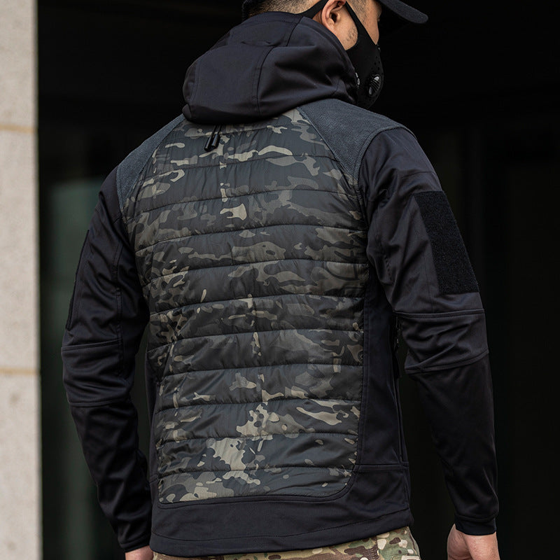 Functional outdoor jacket for men with insulated quilted structure Lune London