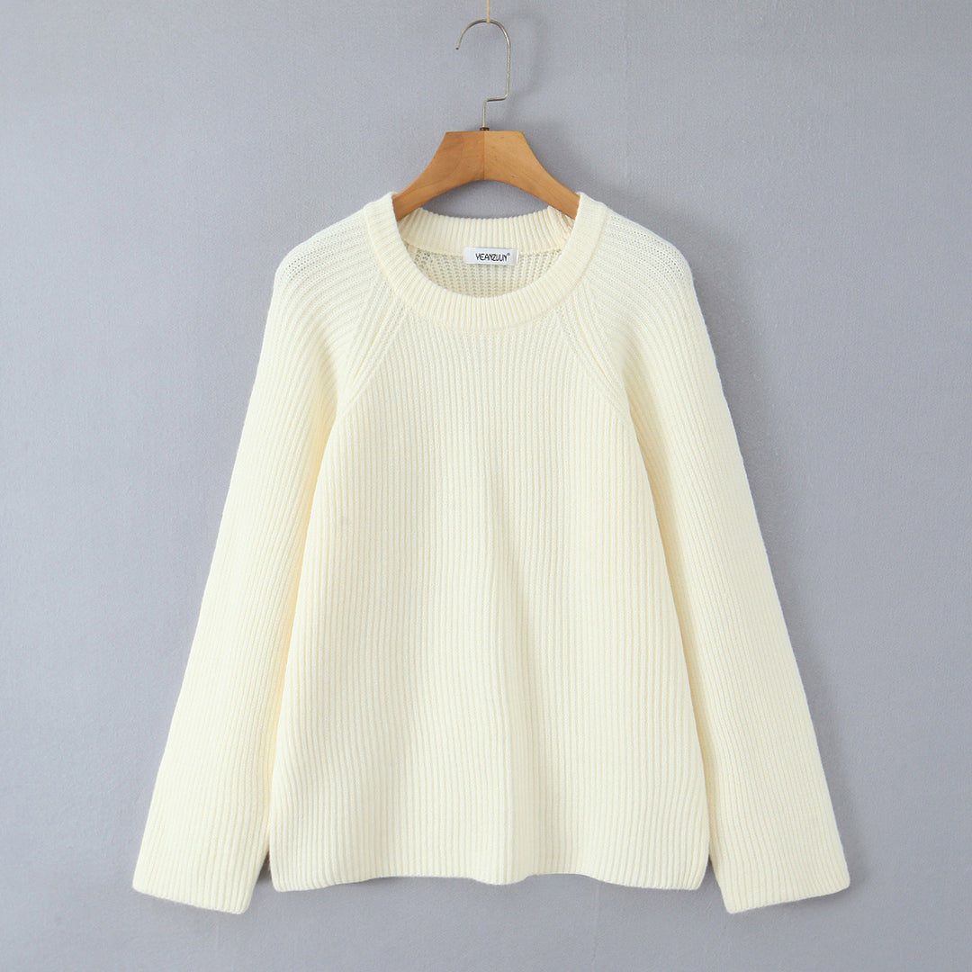 Cozy structured jumper for women with round neck Lune London