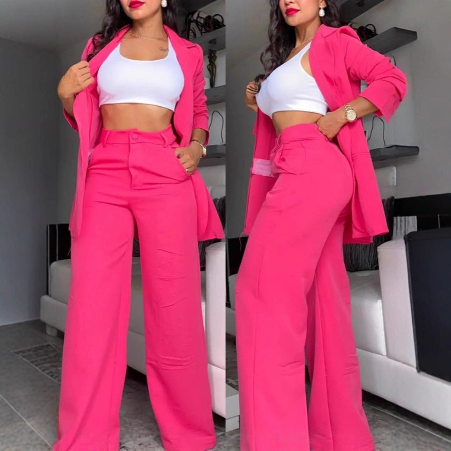 Two-piece women's business suit set with wide pants and fitted jacket Lune London