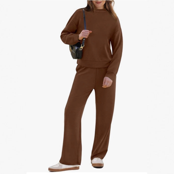 Women's sporty loungewear set with high collar and wide leg Lune London