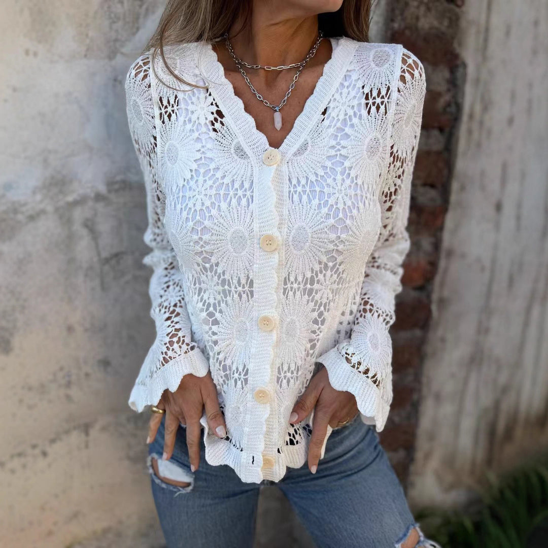 Cardigan en crochet pour femmes avec design floral et fermeture à bouton Chic & Stil
