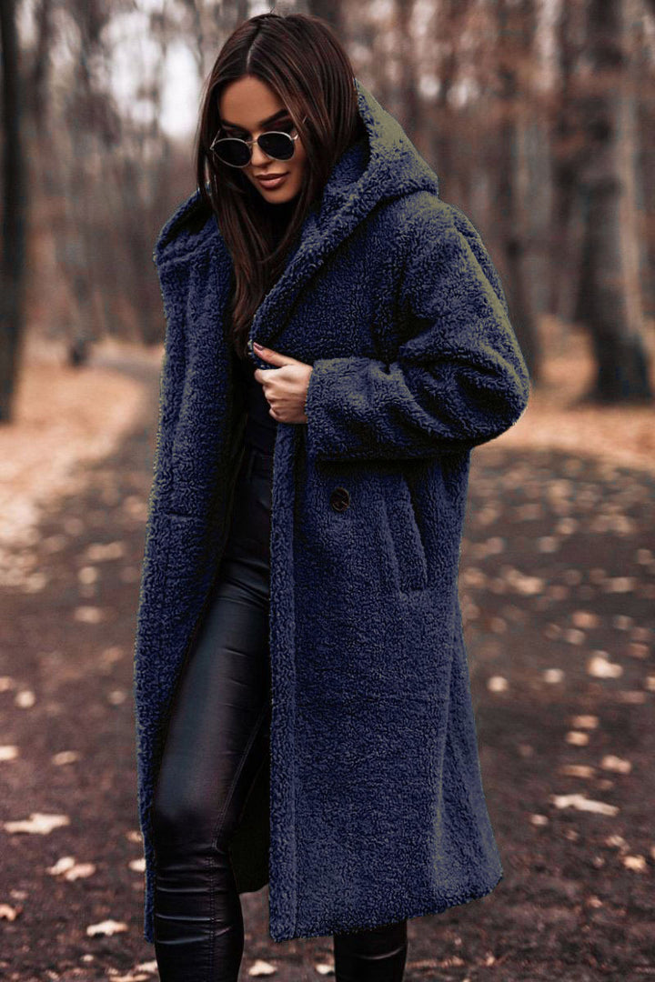 Cozy fleece coat for women with hoodie and practical pockets Lune London