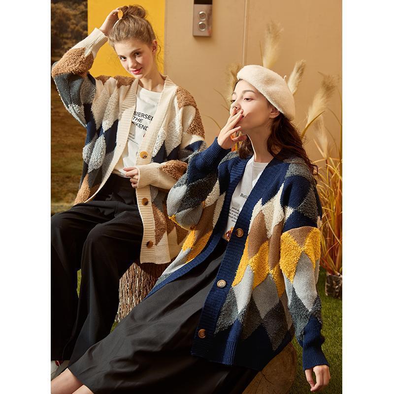 Thick knit jacket for women with a modern diamond pattern and large wooden buttons Lune London