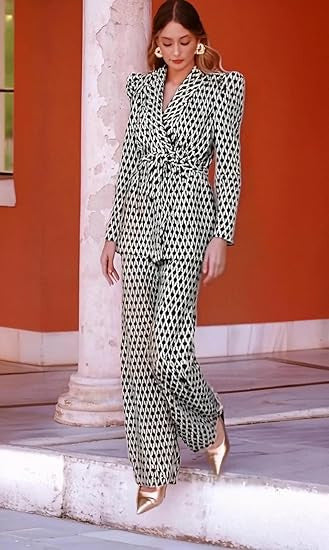 Ensemble élégant et stylé pour femmes à deux pièces avec ceinture à nouer Chic & Stil
