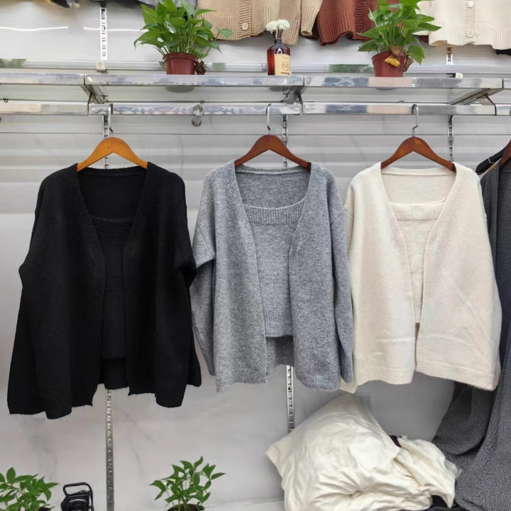 Ladies lightweight knitted cardigan with open design and soft material Lune London