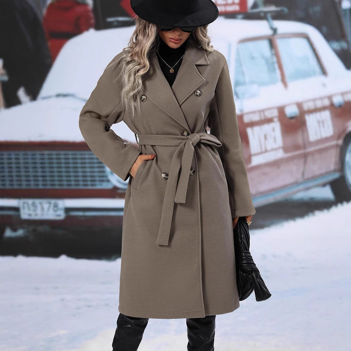 Ladies Elegant wool coat with double-breasted buttoning and practical tie belt Lune London