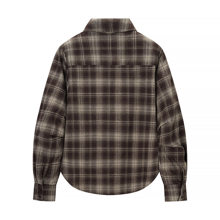 Chemise à carreaux pour femmes avec un design innovant enroulé Chic & Stil