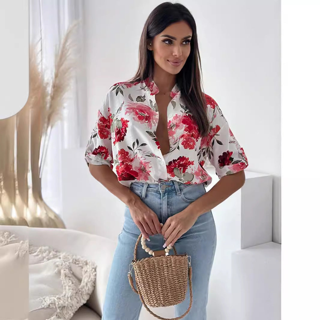 Blouse for women with floral design and casual fit Lune London