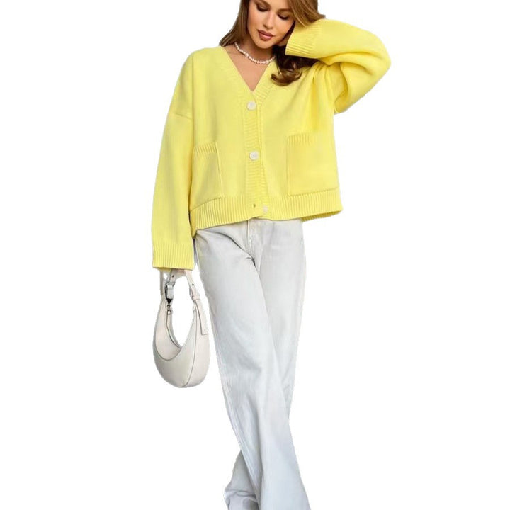 Cardigan femme avec décolleté en V et poches pratiques Chic & Stil