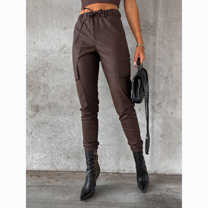 Women's cargo pants with flexible waistband and side pockets Lune London