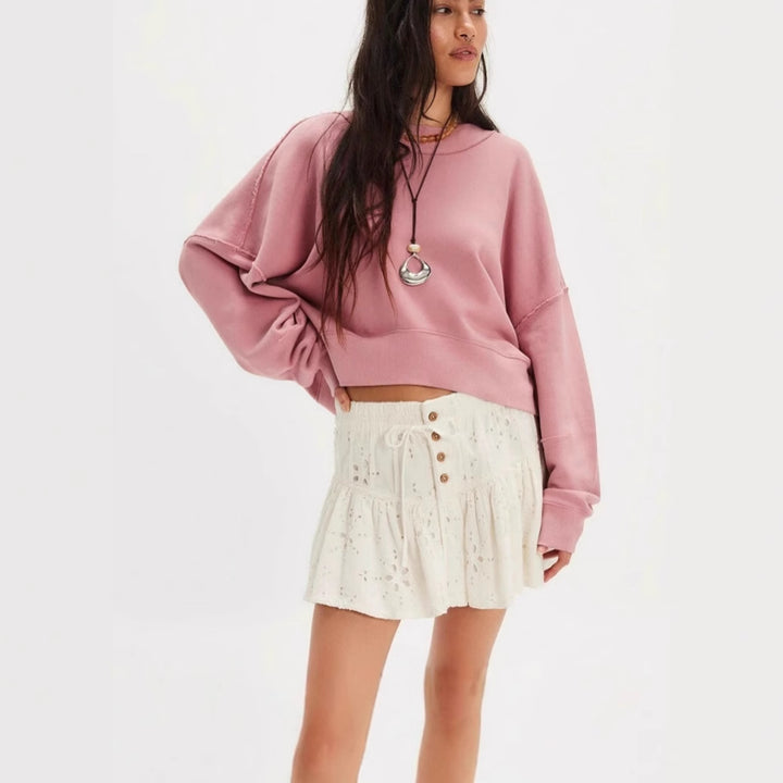 Casual sweatshirt for women with a sleek cut and dropped shoulders Lune London