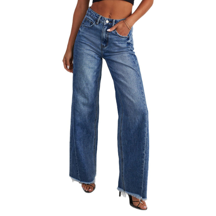 Ladies High-Waisted Mom Jeans in Classic Cut with Frayed Hem Lune London
