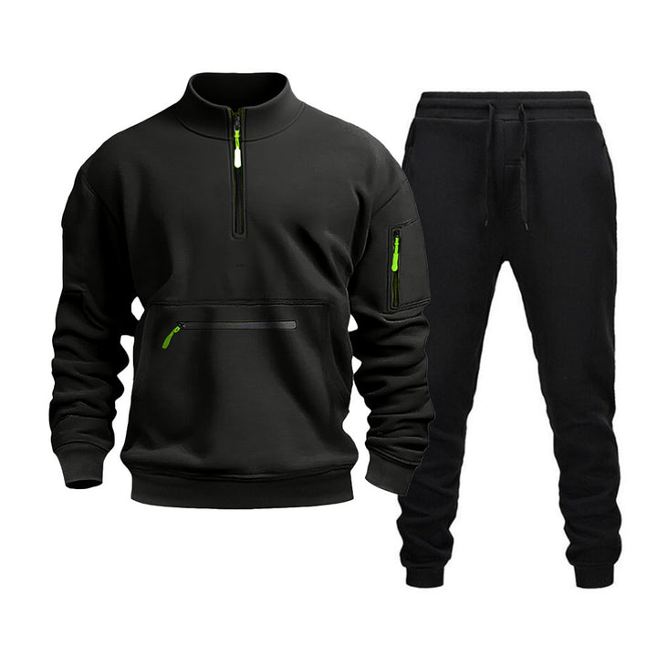 Men's sporty leisure set with practical zippered pockets and modern cut Lune London