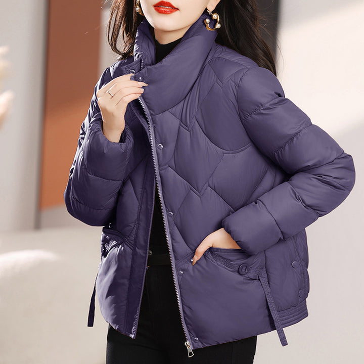 Ladies short quilted jacket with hood and practical pockets Lune London