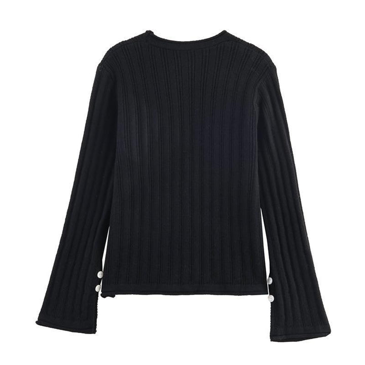 Knit jacket for women with an elegant V-neck and practical buttons Lune London
