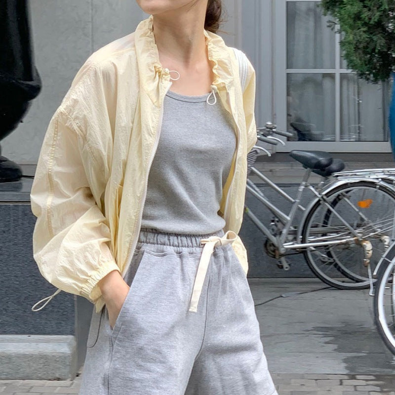 Veste d'été légère pour femmes avec des détails en volants Chic & Stil