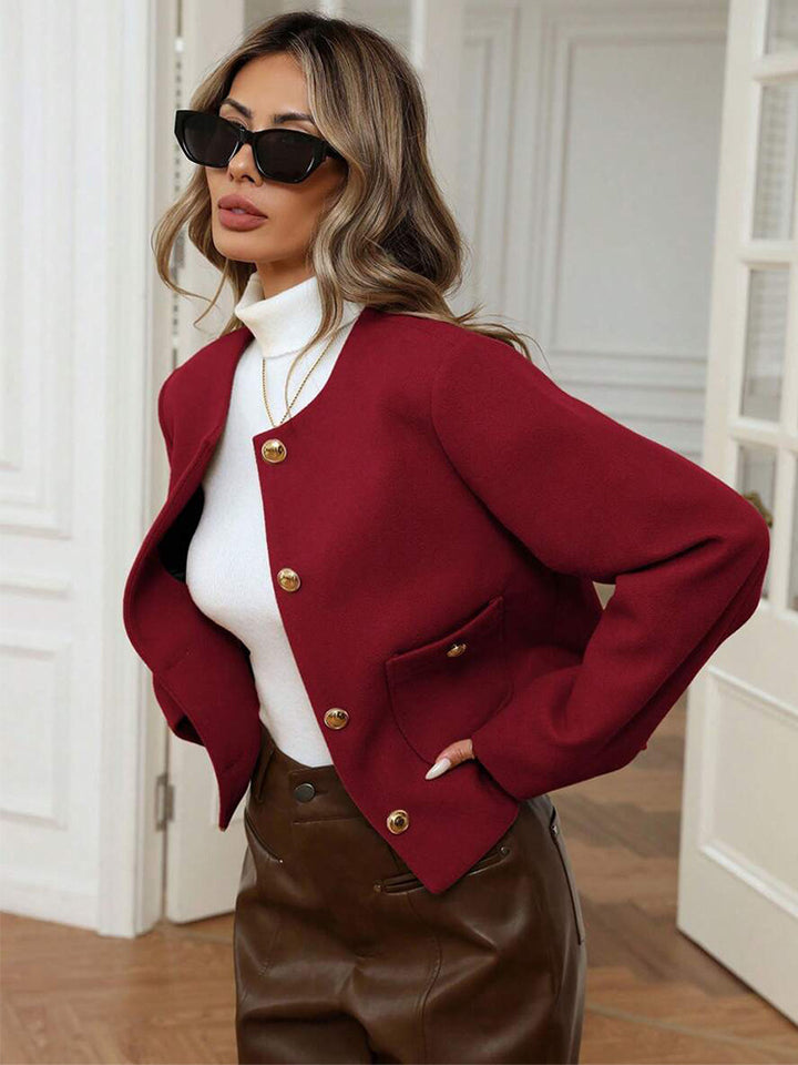 Short blazer jacket for women with practical pockets and golden buttons Lune London