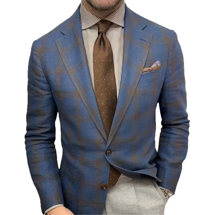 Fashionable plaid jacket for men, with great comfort and chic elegant details.