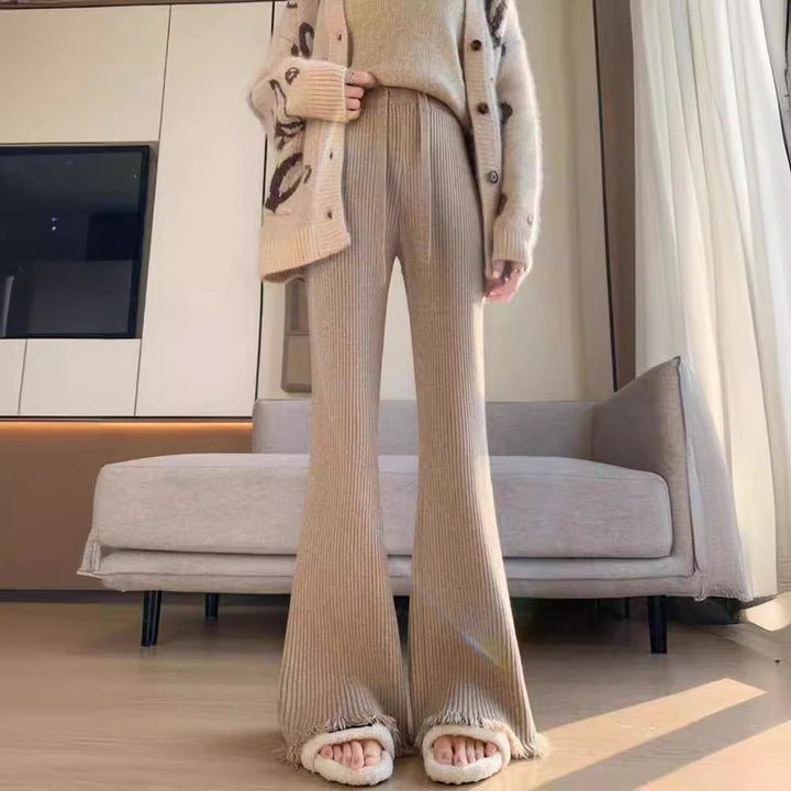 Comfortable ribbed knit pants for women with wide legs Lune London