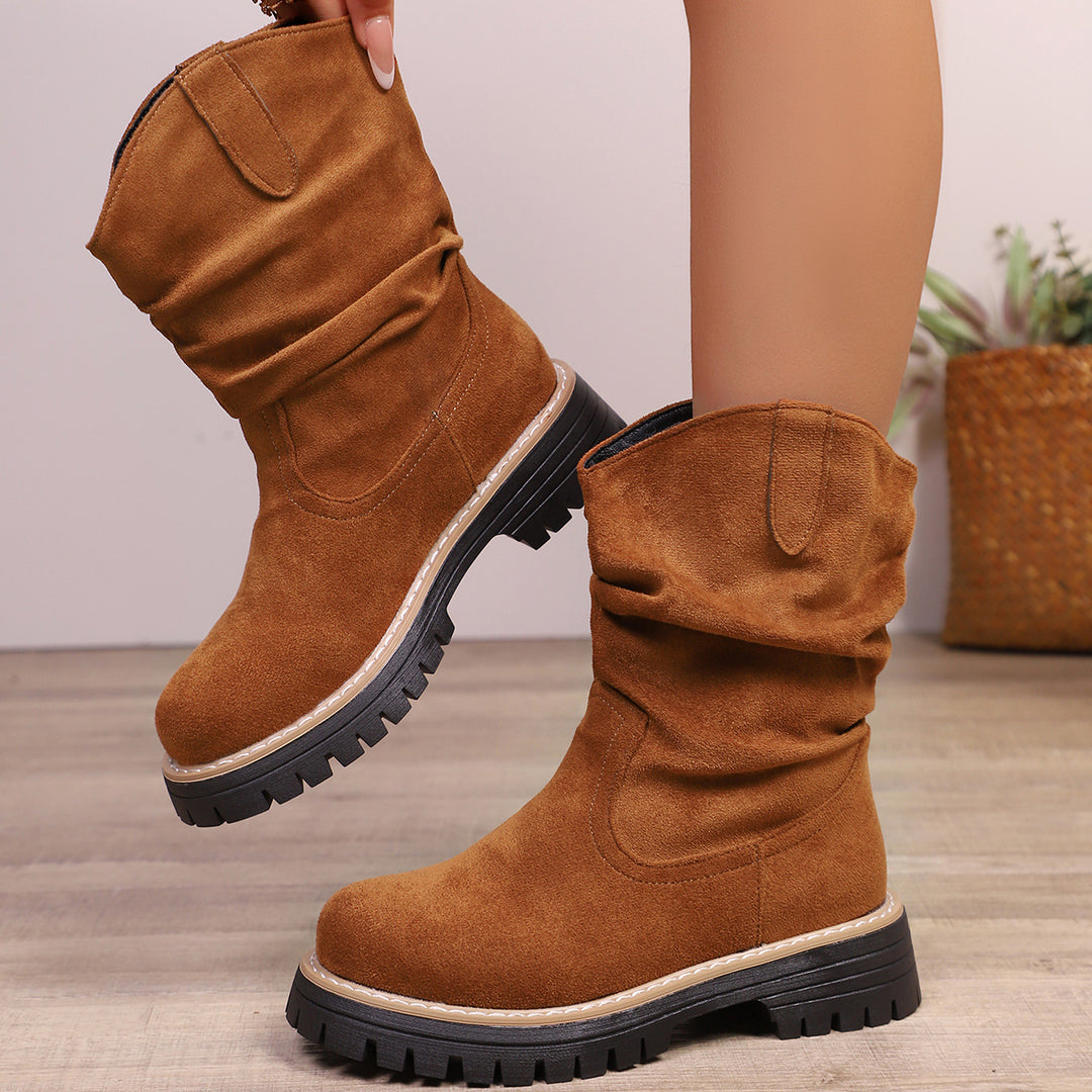 Soft suede boots for women with a relaxed crumpled aesthetic and a sturdy molded sole Lune London
