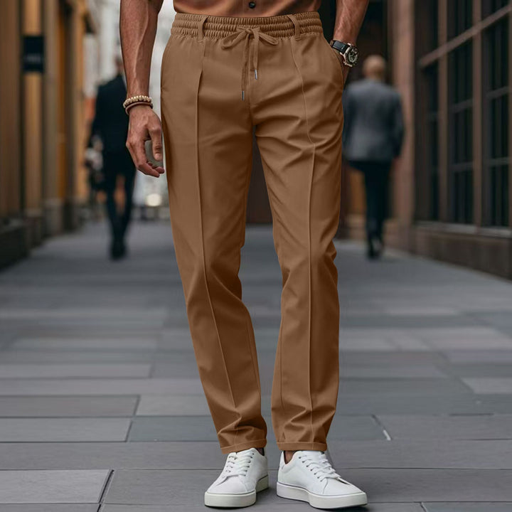Casual men's jogger pants with elastic waistband and practical side pockets Lune London