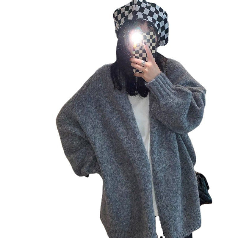 Ladies oversized and soft knit cardigan with open front Lune London