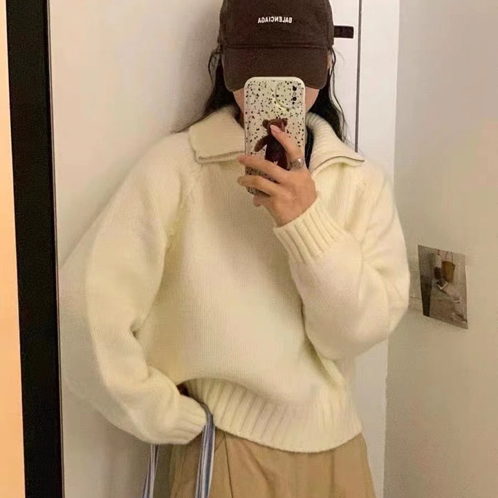 Women soft knit sweater with voluminous sleeves and an elastic waist Lune London
