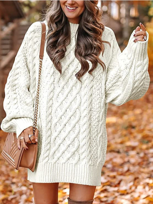 Chunky knit sweater for women with dropped shoulders and elegant cable knit pattern Lune Londonl