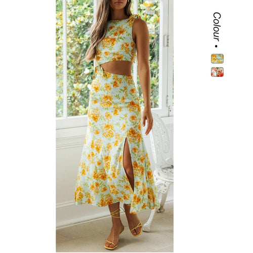 Women's two-piece set made of floral fabric with high slit and fitted top Lune London