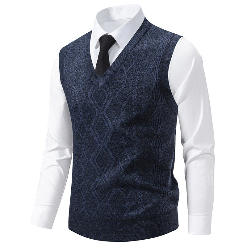 Men's Knit Sweater with V-Neck and Textured Cable Pattern Lune London