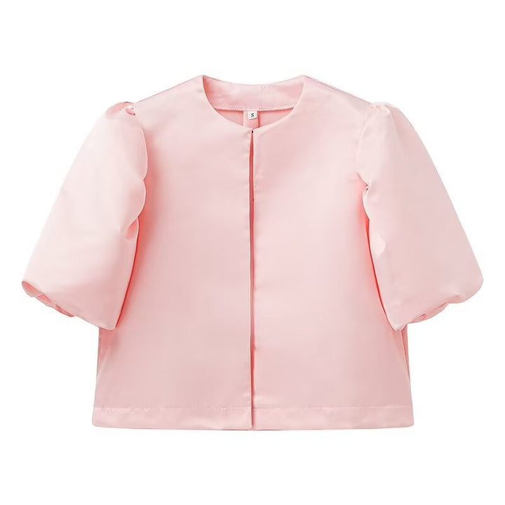 Veste élégante pour femmes avec des manches bouffantes et une coupe courte Chic & Stil
