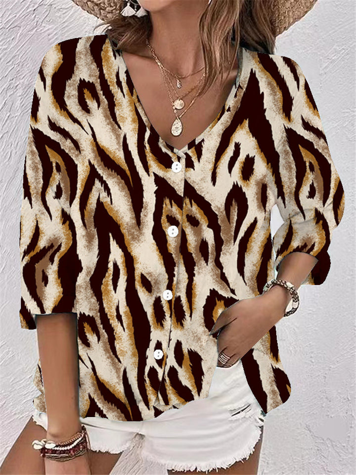 Women's blouse with floral design and button front Lune London