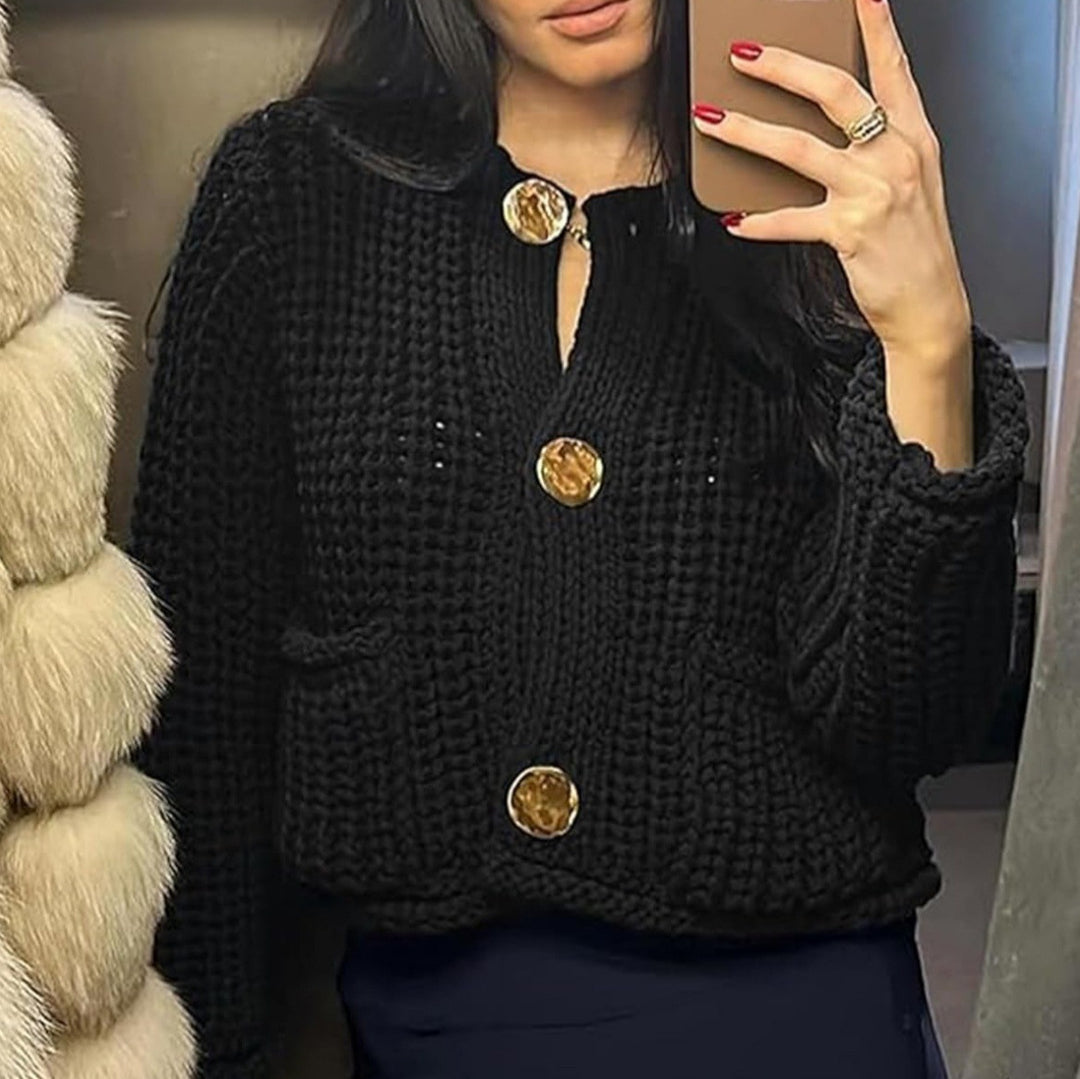 Women timeless cardigan with large buttons and pockets Lune London
