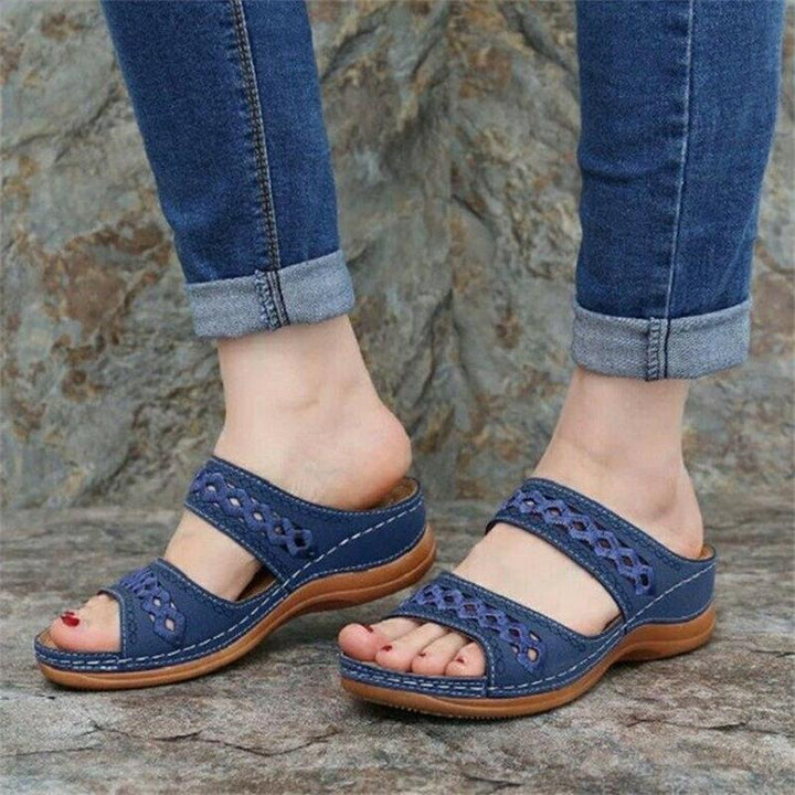 Comfortable strappy sandals for ladies with ergonomic sole and elegant design Lune London