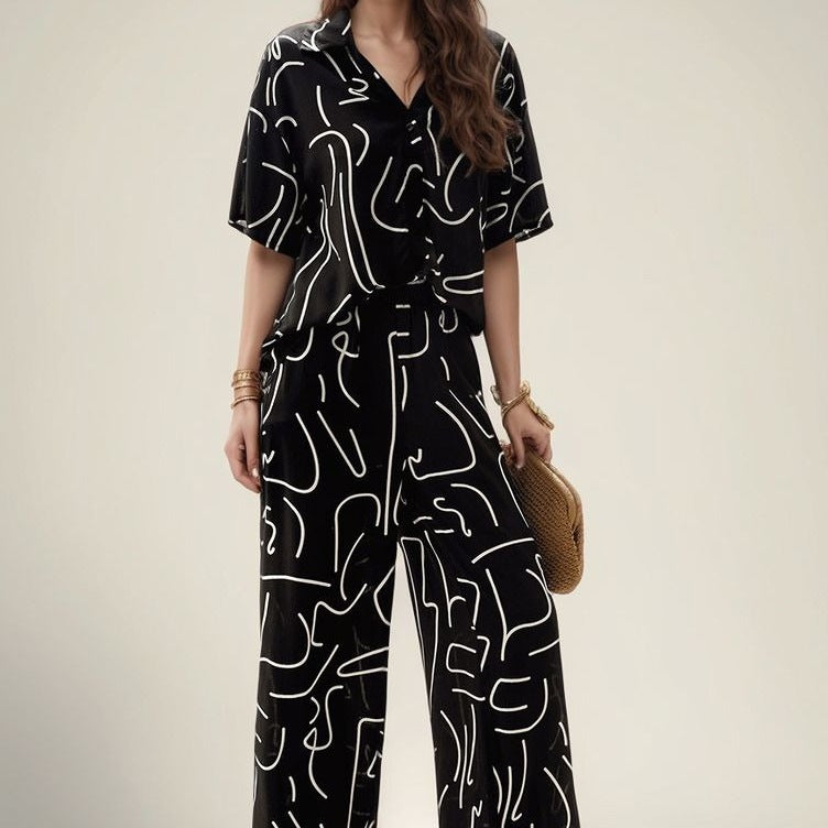 Women's Casual Cut Pajama Set with Abstract Pattern Lune London