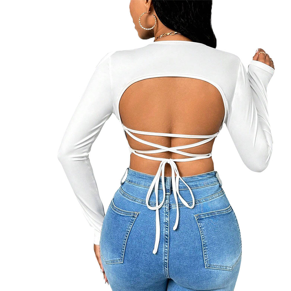 Elegant long-sleeved blouse for women with a seductive V-neck and trendy cut Chic & Stil