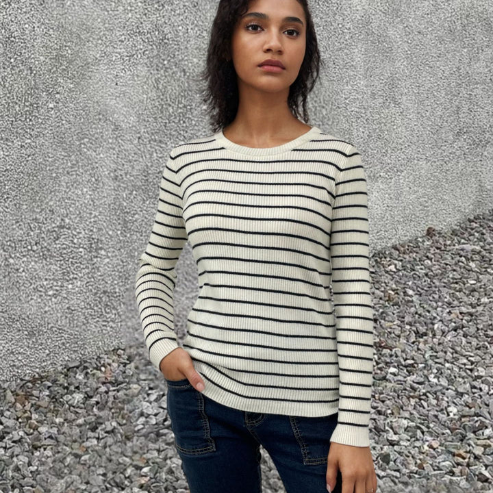 Casual knit sweater for ladies with long sleeves and a trendy striped pattern Lune London
