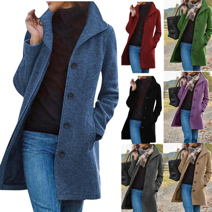 Fashionable women's coat with an elegant lapel and practical pockets Lune London