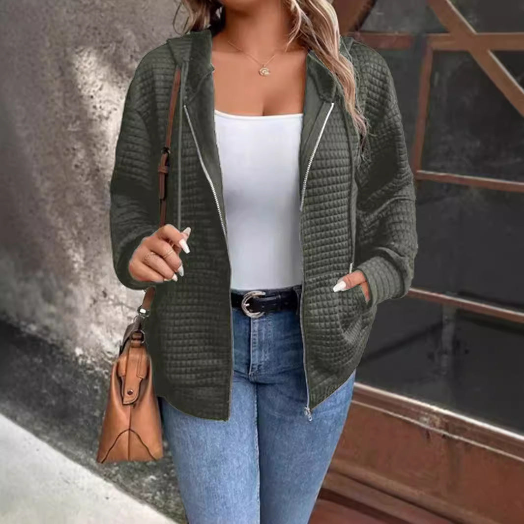 Quilted jacket for women with hood and zipper Lune London