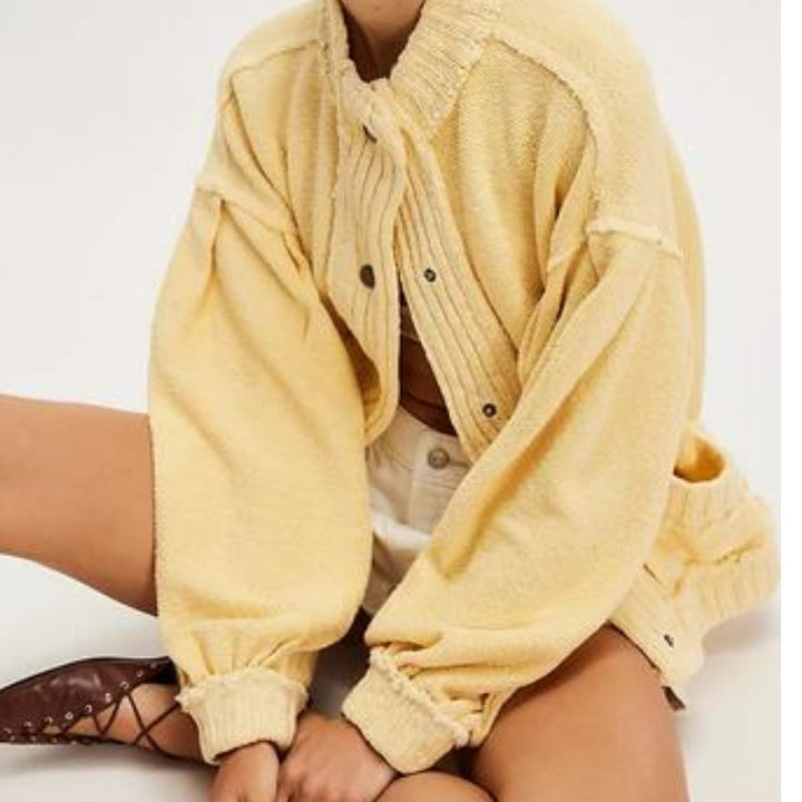 Casual knit sweater for women with voluminous sleeves Lune London