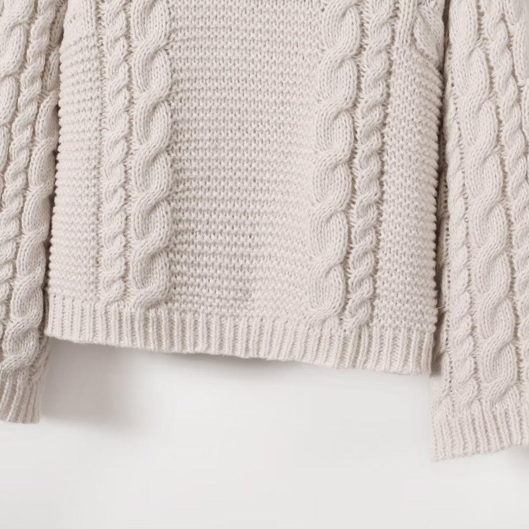 Chunky knit sweater for women with a textured design and a loose fit Lune London
