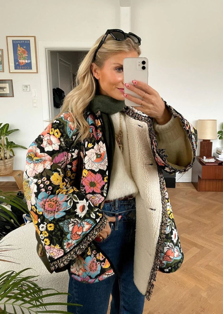 Women's jacket with a floral design and a cozy interior Lune London