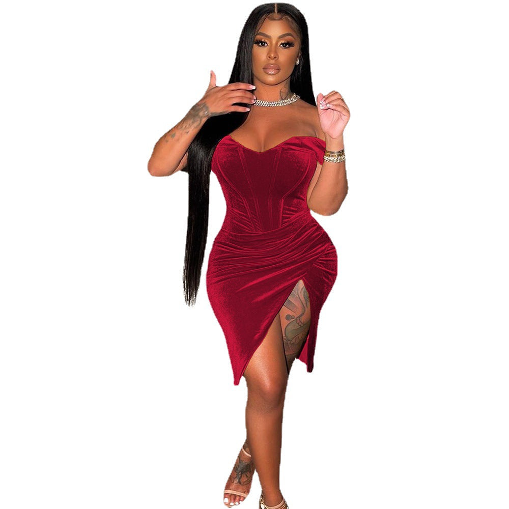 Elegant velvet bodycon dress for women with high slit Lune London