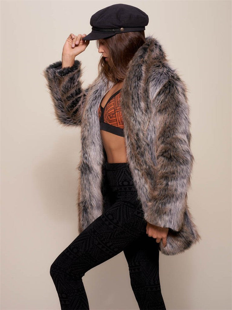 Ladies Faux Fur Thief with Trendy Lining and High Collar Lune London